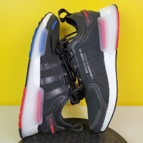 Adidas NMD V3 Men’s Athletic Black White Running Shoe Boost Sneaker Trainers - Picture 4 of 6